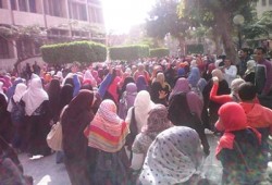 "النيويورك تايمز" ترصد مظاهرات الطلاب بجامعات مصر