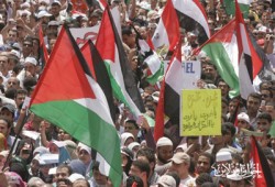 صحيفة صهيونية: حصار الانقلاب لـ"غزة" يحقق أهدافنا