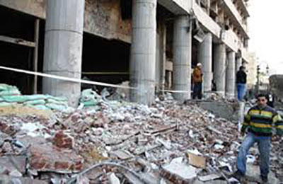 "الوول ستريت جورنال" تطرح أسئلة وعلامات تعجب أمام تفجيرات القاهرة