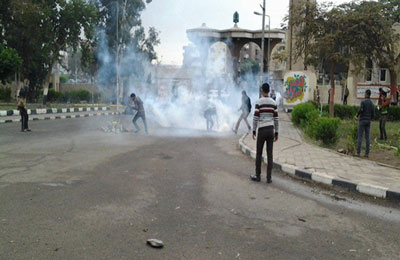 النيويورك تايمز: أكاذيب الانقلاب والقمع وراء تصاعد المظاهرات الطلابية