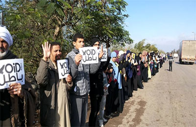 بث مباشر.. قرية الرئيس تواصل رفضها لوثيقة الانقلاب