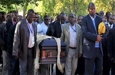 بدء مراسم تشييع نيلسون مانديلا