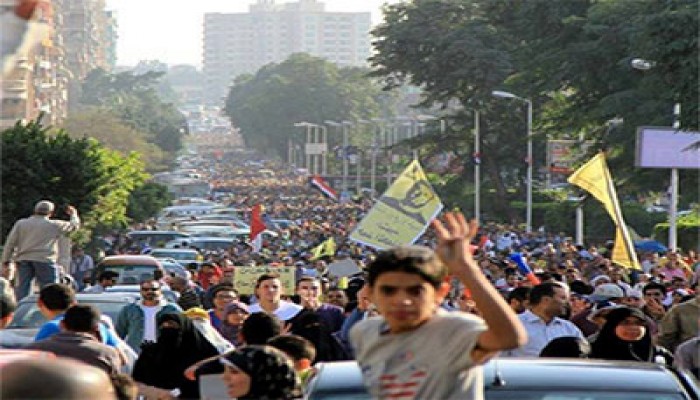 النيويورك تايمز: قانون التظاهر دليل جديد على عودة الاستبداد