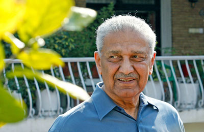 أبو القنبلة النووية الإسلامية يكتب عن إنجازات الرئيس مرسي