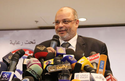 حسين إبراهيم: التظاهر السلمي حق انتزعه الشعب بثورة 25 يناير