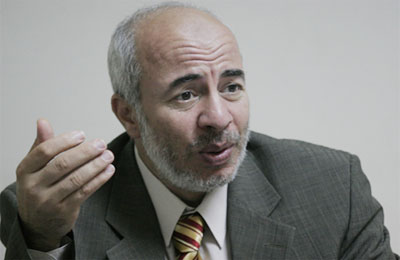 خالد حنفي: ملايين الثوار بالميادين لن ترهبهم تهديدات الانقلابيين