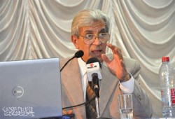 خالد عودة: الانقلابيون يريدون العودة بمصر للوراء عشرات السنين