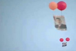 صور الرئيس مرسي تناطح السحاب في ميدان النهضة