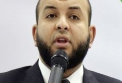 عارف: الانقلابيون ينتهجون غسيل المخ لضباط الجيش لمعاداة رافضي الانقلاب