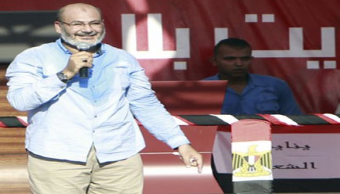 "اللهم فرج عن رئيسنا محمد مرسي" دعاء موحد للثوار عند الإفطار