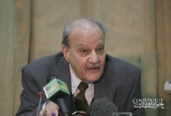 المستشار طارق البشري يكشف حقيقة الانقلاب العسكري