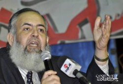 حازم أبو إسماعيل لثوار الشرعية: اثبتوا فهذه معركة الفرقان