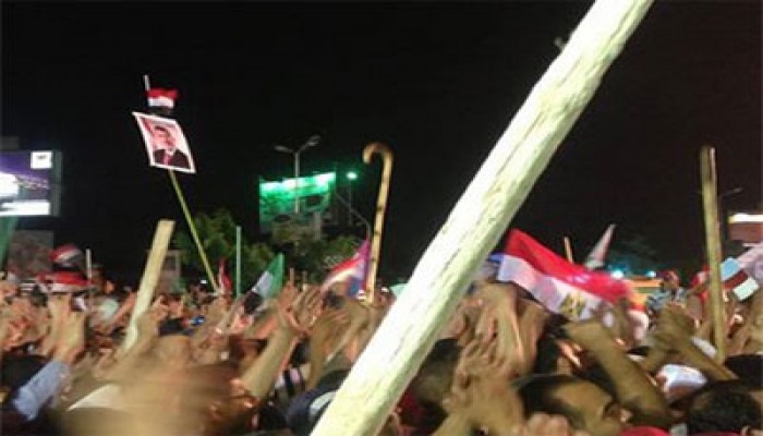 القوى الإسلامية تتظاهر في قنا تأييدًا للرئيس