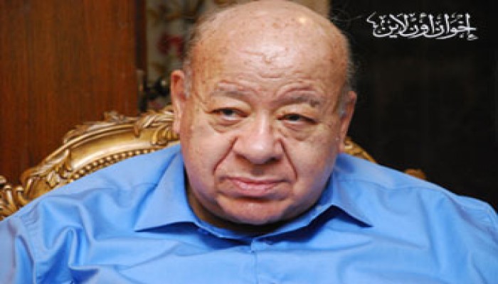 السفير إبراهيم يسري للمعارضة: اختبئوا خجلاً بعد خطاب الرئيس مرسي