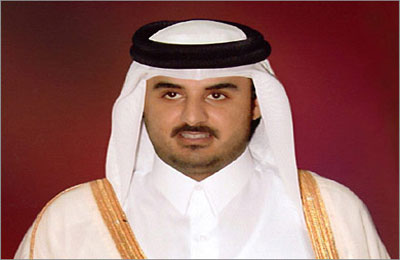 بالفيديو.. أمير قطر يعلن تسليم السلطة لولي عهده الشيخ تميم