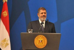 الرئيس مرسي يعقد اجتماعًا لمجلس المحافظين الثلاثاء القادم