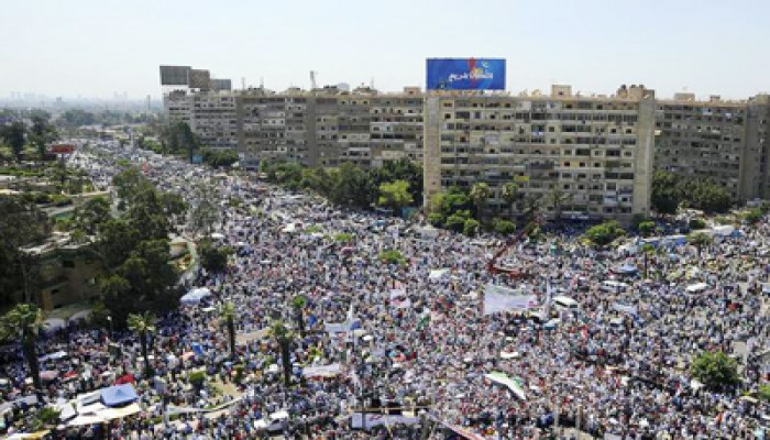 عزة الجرف: الشعب عبر عن دعمه للشرعية في مليونية "لا للعنف"