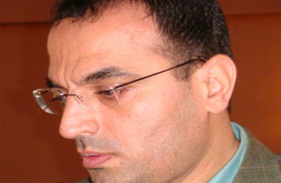 فيهم الكفار والمنافقون