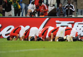 المنتخب القومي يعود إلى القاهرة بعد فوزه على زيمبابوي وموزمبيق