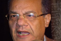 عادل حمودة بين الكذب واللعب