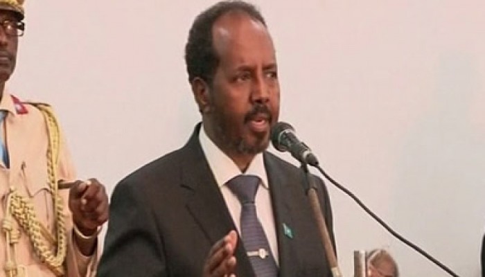 الرئيس الصومالي يشيد بجهود "الإفريقي" في إعادة بلاده دوليًّا