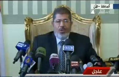 الرئيس مرسي يدعو حاملي السلاح في سيناء لتسليمه