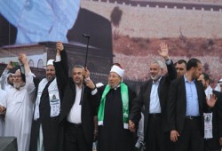 القرضاوي: لولا الثورة المصرية ما استطعت الوصول إلى غزة