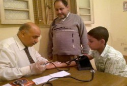 حملة نظافة وقافلتان طبيتان ضمن "معًا نبني مصر" بدمياط