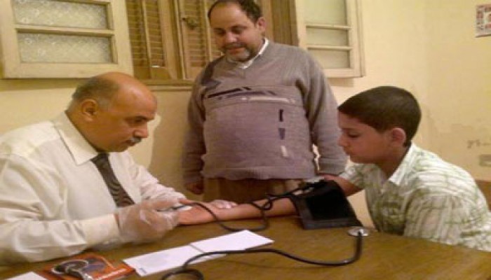 حملة نظافة وقافلتان طبيتان ضمن "معًا نبني مصر" بدمياط