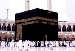 عرض كسوة نادرة للكعبة الشريفة عمرها 427 عامًا