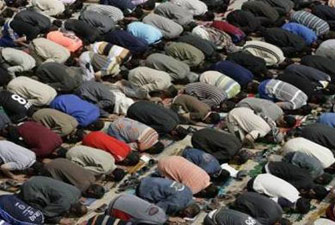 "الصلاة سلاح المرحلة" محور أمسية إخوان أسوان