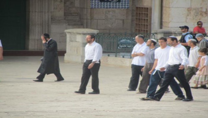 حماس: المسيرات التهويدية حول الأقصى عمل استفزازي