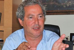 الجونة يتعاقد مع الألماني راينر تسوبيل خلفًا لأنور سلامة