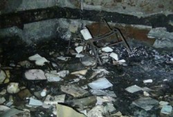 المستشار القانوني للحرية والعدالة بدمياط يتهم الأمن بالتواطؤ في حرق مكتبه