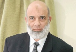 وجدي غنيم: الرئيس مرسي اقتدى بأخلاق النبي في تكريم "عكاشة"