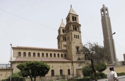 وفد من رئاسة الجمهورية يصل مقر الكاتدرائية المرقسية