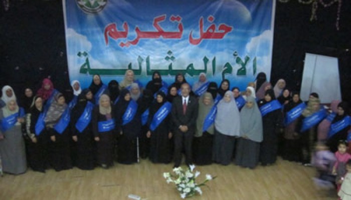 "الحرية والعدالة" يُكرِّم 80 أمًّا مثالية بطلخا الدقهلية