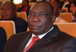 اختيار رئيس مؤقت لإدارة إفريقيا الوسطى حتى إجراء الانتخابات