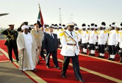 مساعد الرئيس السوداني: الرئيس مرسي شجعنا على التواصل مع الأحزاب المصرية