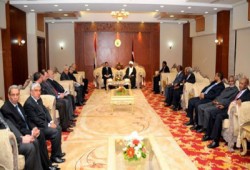 الرئيسان مرسي والبشير يعقدان جلسة مباحثات رسمية بقصر الصداقة