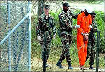 واشنطن بوست: انتشار الإضراب عن الطعام في معتقل جوانتانامو