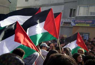 الفلسطينيون يحيون الذكرى الـ37 لـ"يوم الأرض".. اليوم