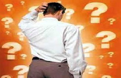 زوجتي تغار عليَّ وتطلب الطلاق باستمرار.. فماذا أفعل؟!