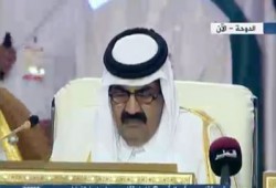 أمير قطر يقترح قمة عربية مصغرة بالقاهرة لتحقيق الوحدة الفلسطينية
