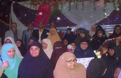 وفاء مشهور تكرم 40 أمًّا مثالية ببني سويف