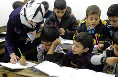 دراسة: أطفال الأسر المطلقة أكثر عرضة للإصابة بالمخاوف المدرسية