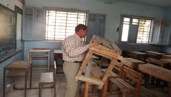 قوافل حرفية وبيطرية ضمن "معًا نبني مصر" بالمنيا