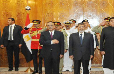 صحيفة باكستانية: زيارة الرئيس مرسي نقطة تحول تاريخية