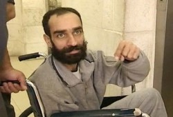 الكيان يستجيب لمطالب الأسير العيساوي ويعاقب 2 آخرين