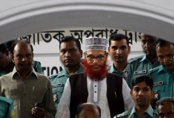 المحكمة الاستثنائية تقضي بالسجن المؤبد لزعيم بارز بـ"الجماعة الإسلامية" ببنجلاديش